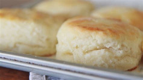 easy-southern-buttermilk-biscuits-recipe-divas-can image