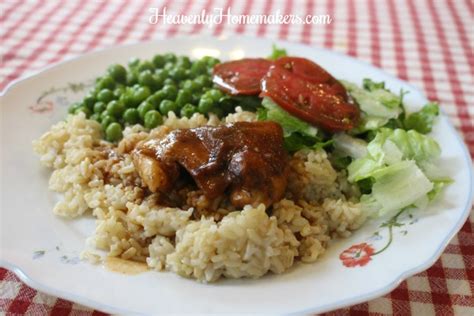 simple-crock-pot-applesauce-bbq-chicken-on-a image
