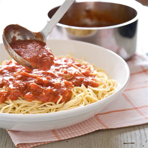 quick-tomato-sauce-americas-test-kitchen image