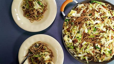 spaghetti-with-bacon-and-cabbage-recipe-rachael-ray image