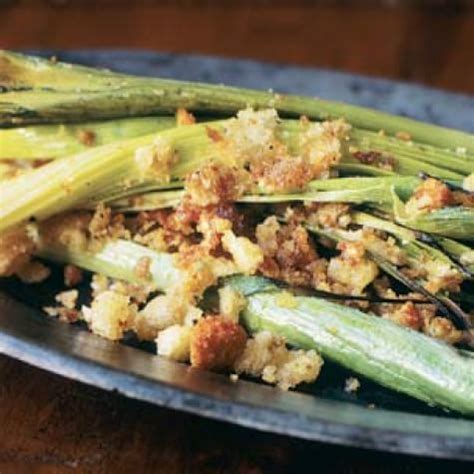 leeks-with-buttered-bread-crumbs-williams-sonoma image