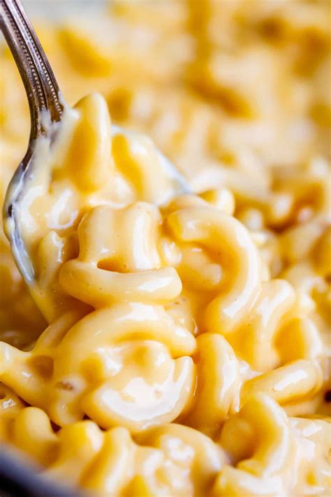 easy-stovetop-mac-and-cheese-one-pot image