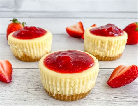 mini-strawberry-cheesecakes-barefoot-in-the-pines image
