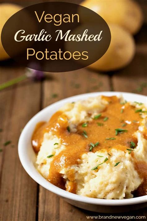 vegan-garlic-mashed-potatoes image