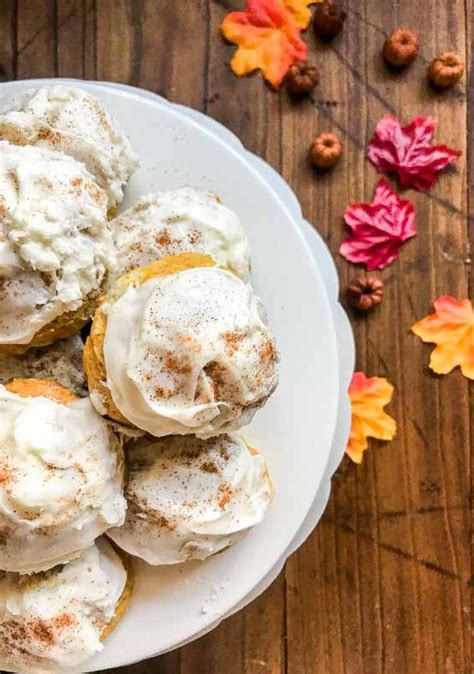 pumpkin-cookies-with-cream-cheese-frosting-lifes image