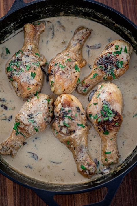 chicken-drumsticks-in-creamy-sauce-precious-core image