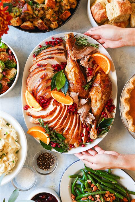 easy-thanksgiving-turkey-damn-delicious image