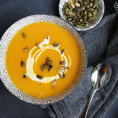 anti-inflammatory-carrot-fennel-soup-the-histamine-friendly image