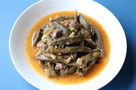 lebanese-okra-stew-with-meat-bamia-bi-lahme image