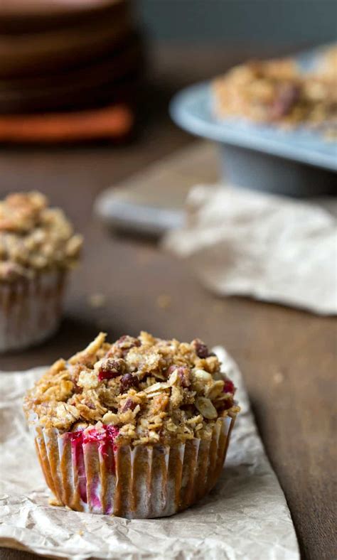 pumpkin-cranberry-apple-crumble-muffin-recipe-i image