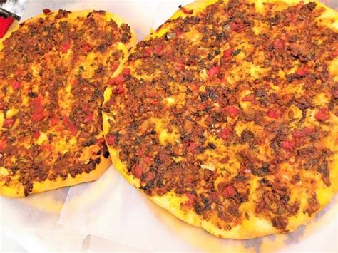 forevermamas-armenian-lahmajoun-pizzas image