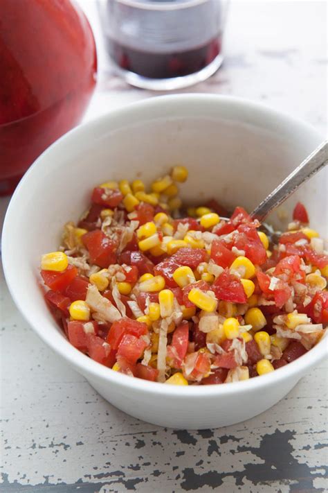 summer-tomato-corn-relish-recipe-the-mom-100 image