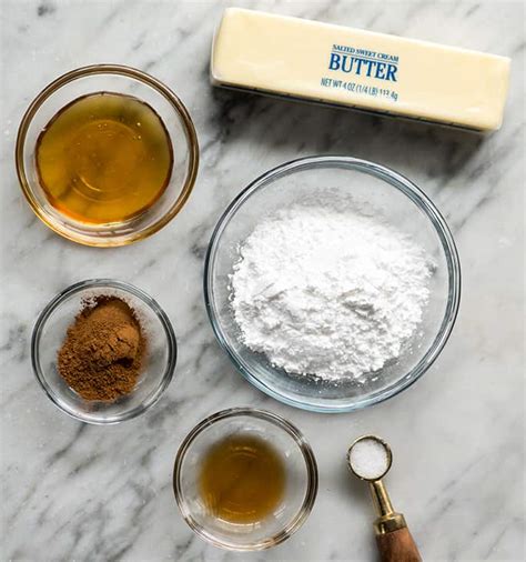 cinnamon-honey-butter-recipe-texas-roadhouse-copycat image