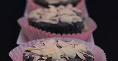 10-best-mini-cupcakes-recipes-yummly image