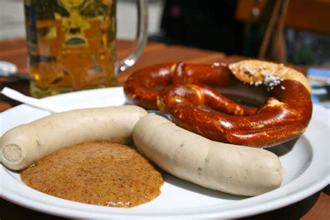 the-ultimate-guide-to-german-sausages-2-weisswurst image