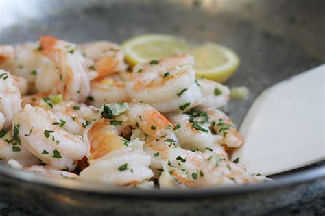 low-carb-shrimp-scampi-salad-dinner-planner image