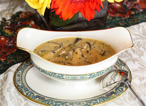 shiitake-mushrooms-gravy-giangis-kitchen image