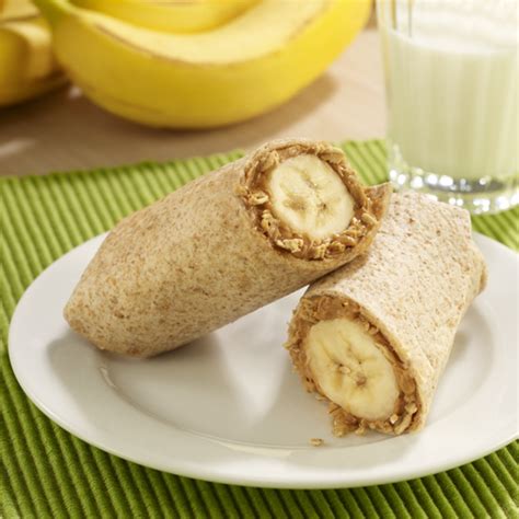 peanut-butter-and-banana-roll-ups-ready-set-eat image