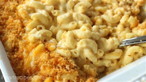 southern-baked-macaroni-and-cheese-i-heart image