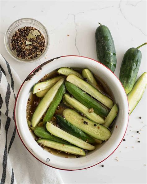 sweet-and-spicy-cucumbers-and-vinegar-easy-5-minute image
