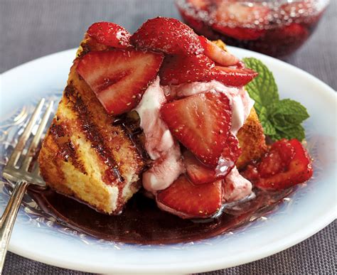 recipe-for-grilled-angel-food-cake-with-berry-wine-sauce image