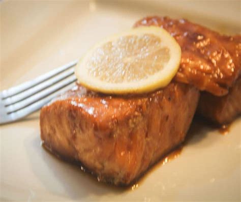 air-fryer-maple-glazed-salmon-fork-to-spoon image