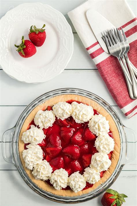 strawberry-pie-pie-recipe-with-jello-amandas-cookin image