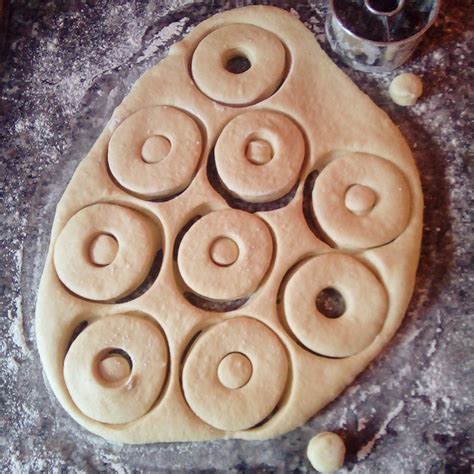 soft-and-fluffy-doughnuts-recipes-by-dolapo-grey image
