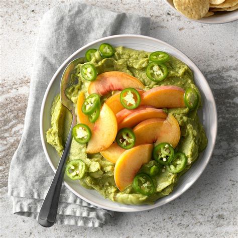 our-best-guacamole-recipe-easy-recipe-tips-i image