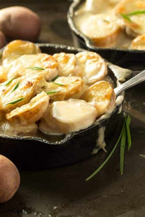 easy-skillet-scalloped-potatoes-au-gratin-the-recipe-rebel image