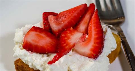 10-best-strawberry-shortcake-pound-cake image