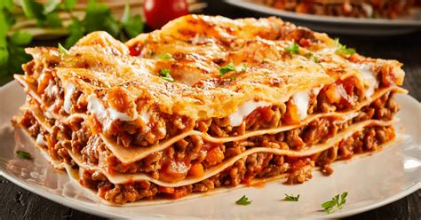 what-to-serve-with-lasagna-10-fantastico-italian-sides image