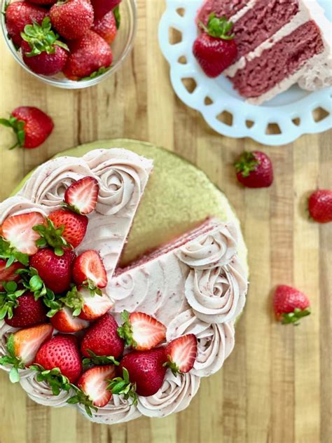 the-ultimate-fresh-strawberry-cake-a-secret-bakery image