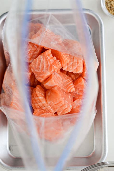 spicy-salmon-maki-bowl-simply-scratch image