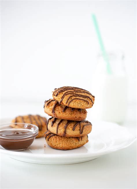 2-ingredient-cookies-vegan-flourless-the-petite image