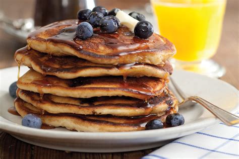 blueberry-buttermilk-pancakes-with-cardamom-vanilla image