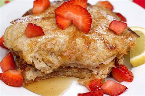 lemon-cottage-cheese-pancakes-with-strawberries image