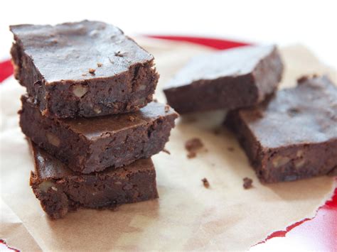 recipe-flourless-brownies-whole-foods-market image