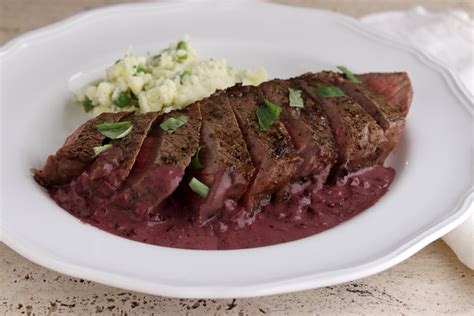 air-fried-new-york-strip-steak-with-red-wine-sauce image