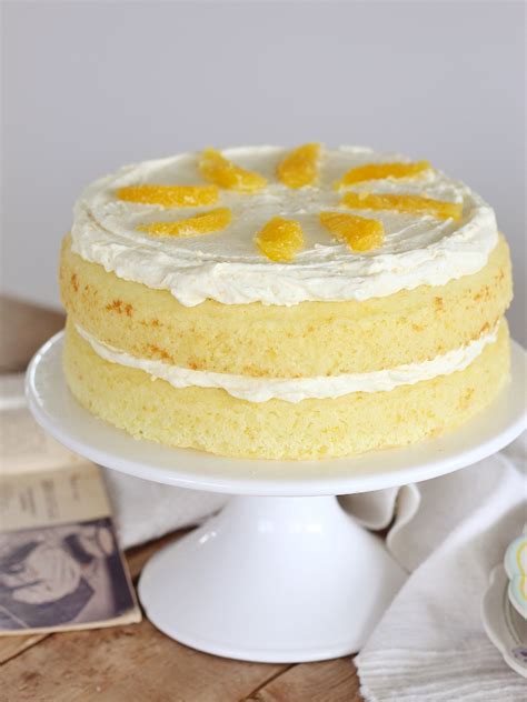 florida-orange-flower-cake-cake-by-courtney image