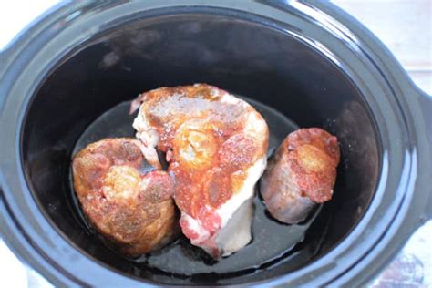 best-slow-cooker-oxtail-recipe-the-typical image
