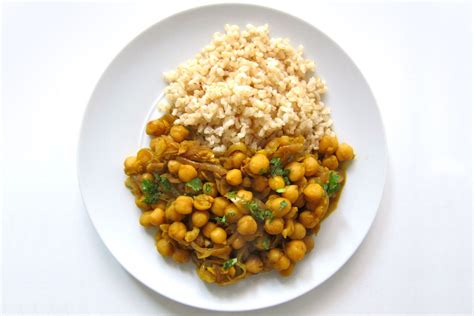 trinidad-style-curried-channa-recipe-verywell-fit image