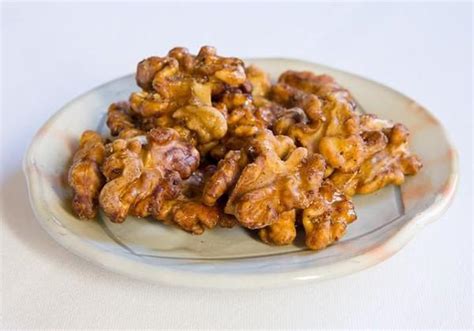 maple-glazed-walnuts-california-walnuts image