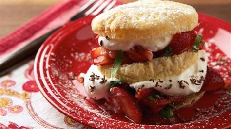 italian-style-strawberry-shortcake-food-network image