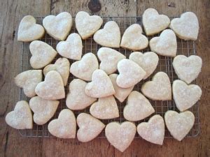 shortbread-hearts-ciao-bella image