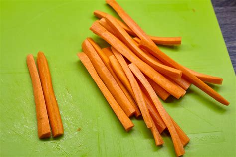 glazed-carrots-with-thyme image