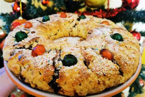 buccellati-cookies-recipe-for-a-sicilian-christmas-delicacy image