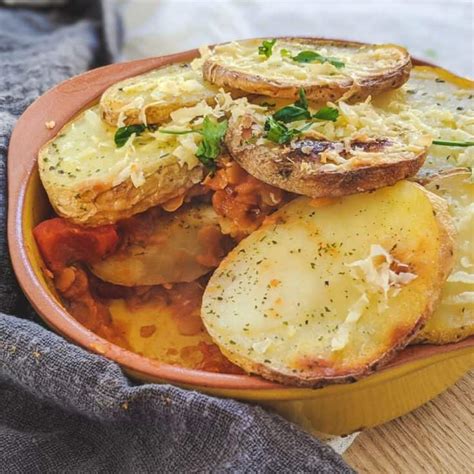 easy-vegan-lentil-potato-hotpot-by-the-forkful image