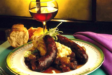 roasted-sausages-and-grapes-cuisine-techniques image