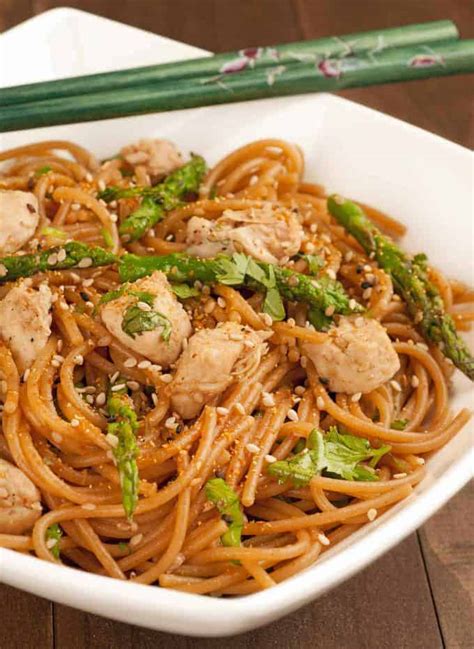 sesame-noodles-with-chicken-and-asparagus image